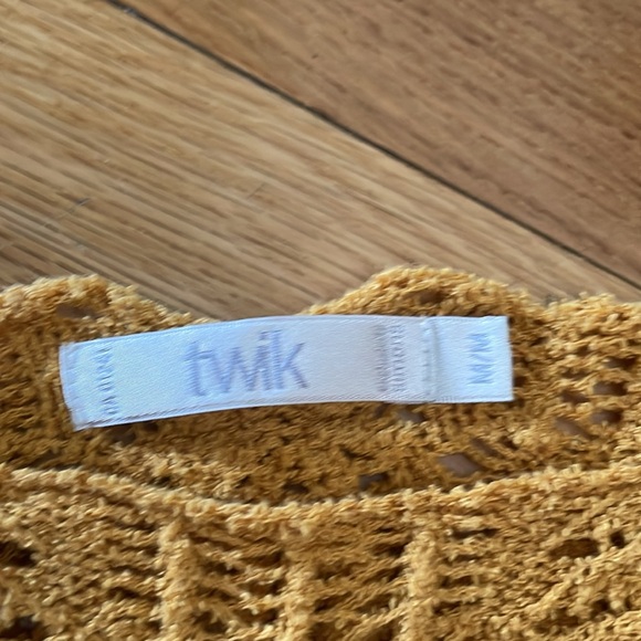 Twik mustard-yellow sweater - Picture 2 of 3